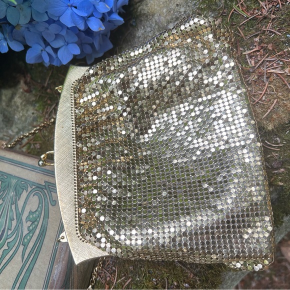 Vintage 1985 Whiting & Davis Gold Metal Mesh Mini Purse - Picture 6 of 14